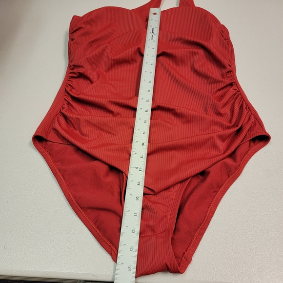 Shade And Shore Off The Shoulder Asymmetrical Red One Piece Size 18 - Picture 6 of 7